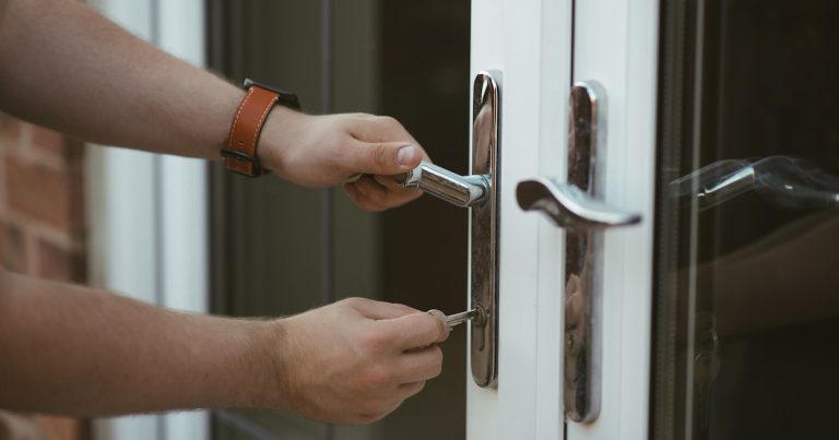 How to Upgrade Your Security System with an Emergency Locksmith?